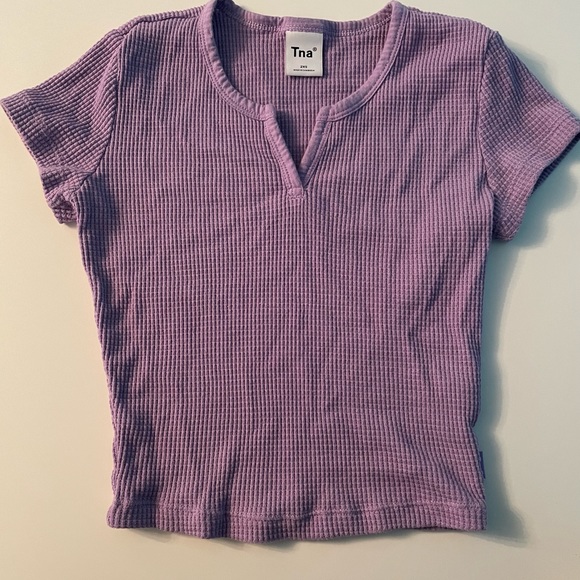 Aritzia Tna Waffle Notch T-Shirt Purple - Picture 2 of 5